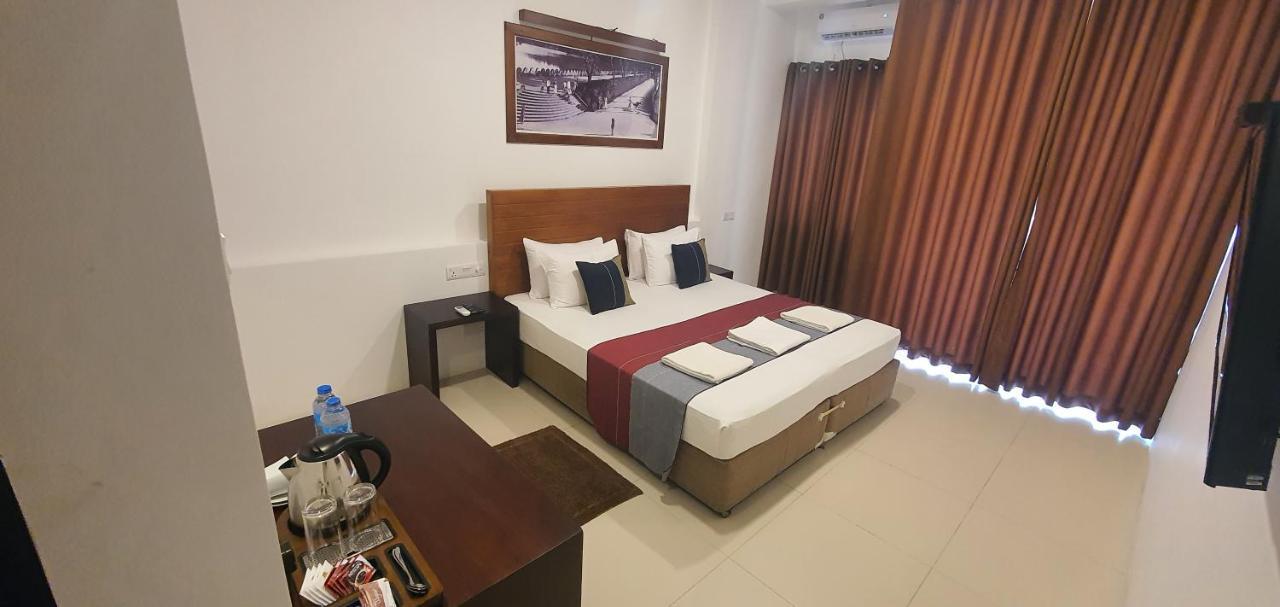 Hotel Kandyan View "Free Pickup From Kandy City" Kültér fotó